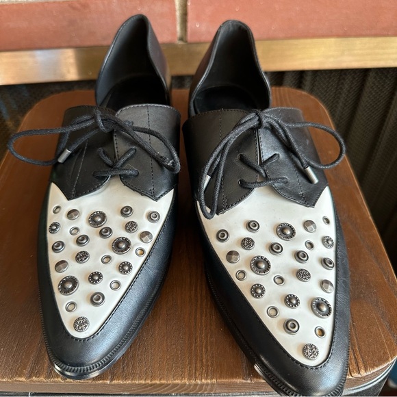 Nine West Black and White Leather Studded Oxford | Loafers | Flats Size: 9 - Picture 3 of 8